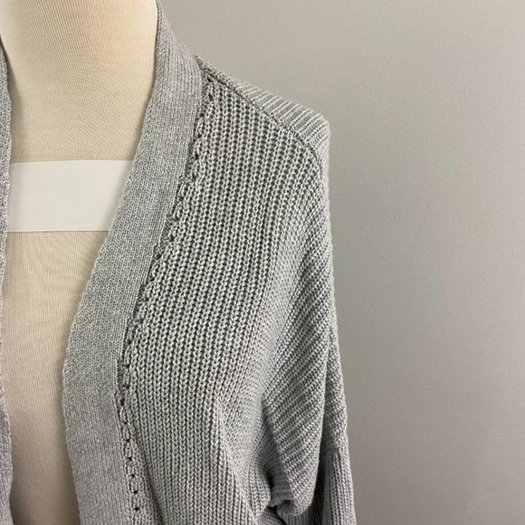 NWT ABOUND Light Grey Cardigan (L)‎ - Picture 3 of 8